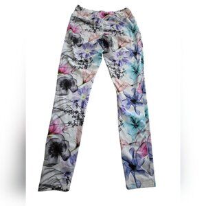 NWT Obermeyer Base Layer Legging in Watercolor Multi Floral Print sz M